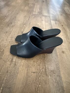 GAP Black Open-Toe Wedge Mules